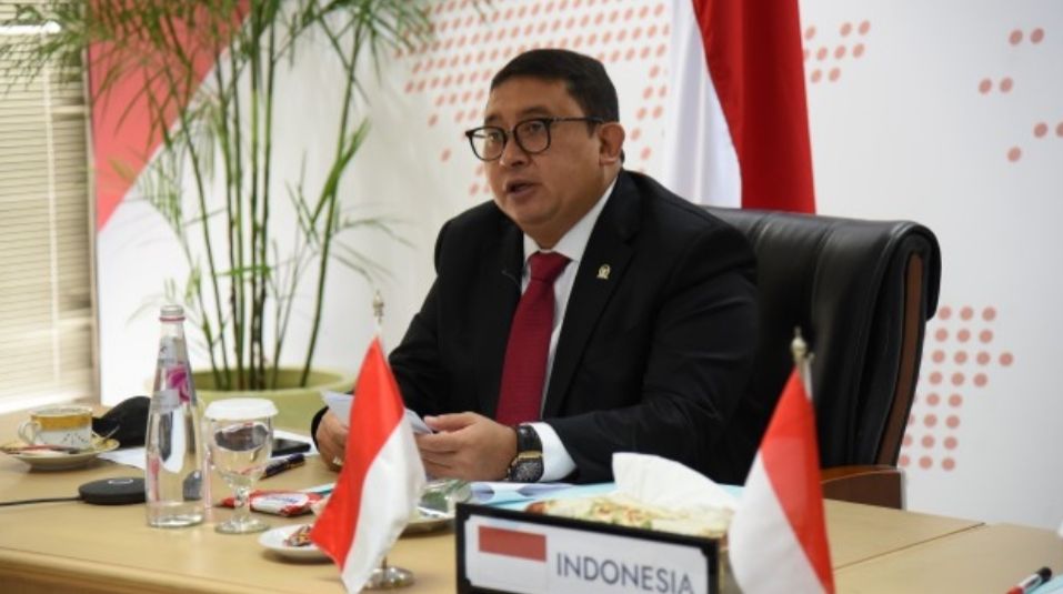 Tidak Hanya Fadli Zon dan Hidayat, Bung Karno Dulu Pernah Tolak Kedatangan Timnas Israel Datang ke Indonesia /