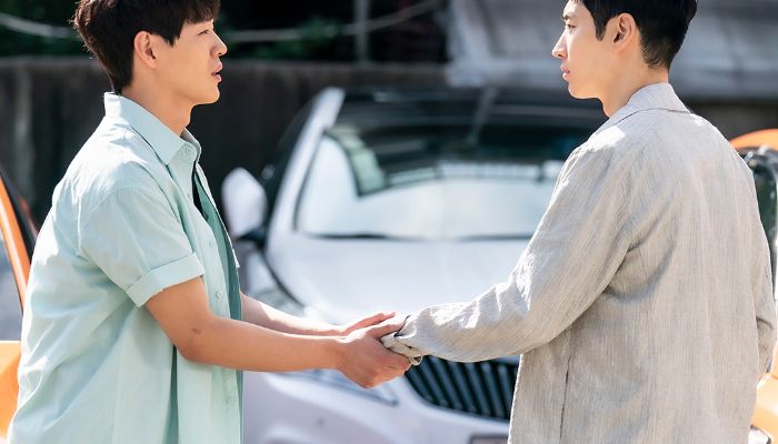 Cuplikan Shin Jae Ha dan Lee Je Hoon dalam drama Taxi Driver 2