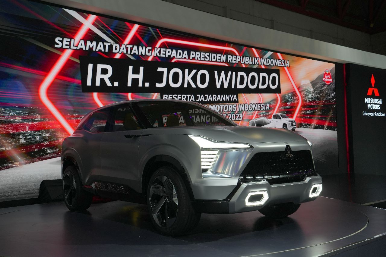 Mitsubishi XFC Concept hadir di Indonesia dengan tagline “New Xcitement Awaits You”.*