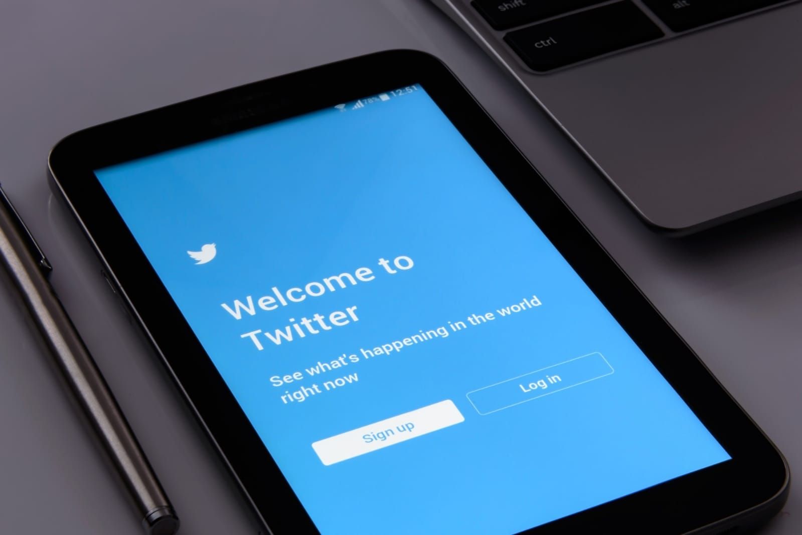 Serba Berbayar, Twitter Pasang Tarif Autentikasi Dua Faktor via SMS