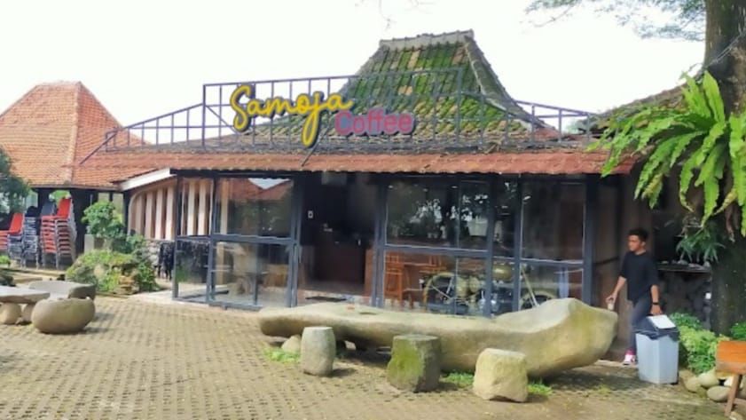 Samoja Coffee beralamat di Jatipamor, Kecamatan Panyingkiran Kabupaten Majalengka 