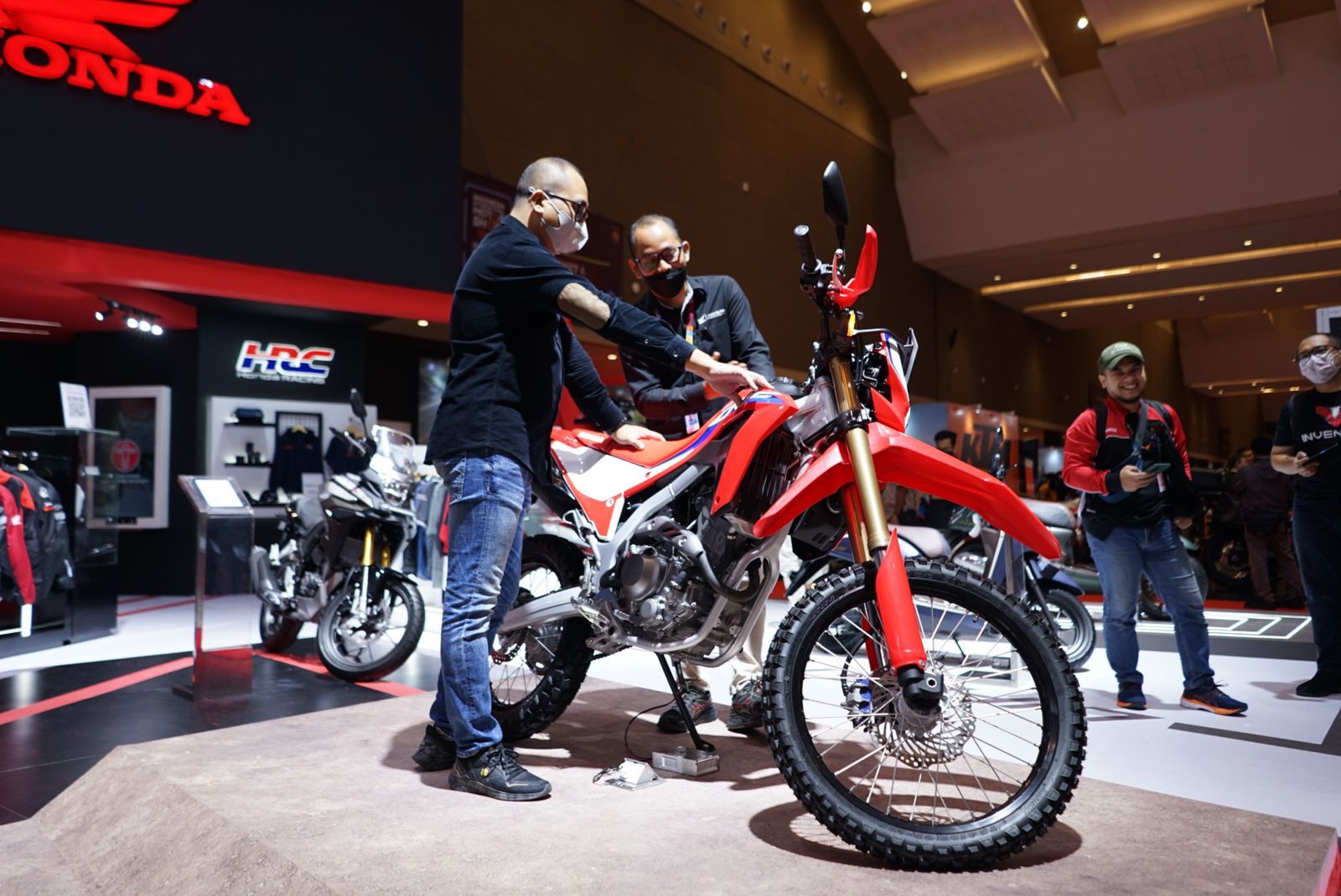 Gokil! New Honda CRF250L 2023 Yang Sudah Ready Di Indonesia, Intip ...