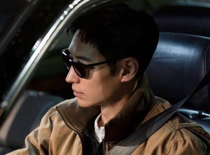 Aktor tampan Lee Je-hoon kembali berperan sebagai Kim Do-gi di Taxi Driver Season 2