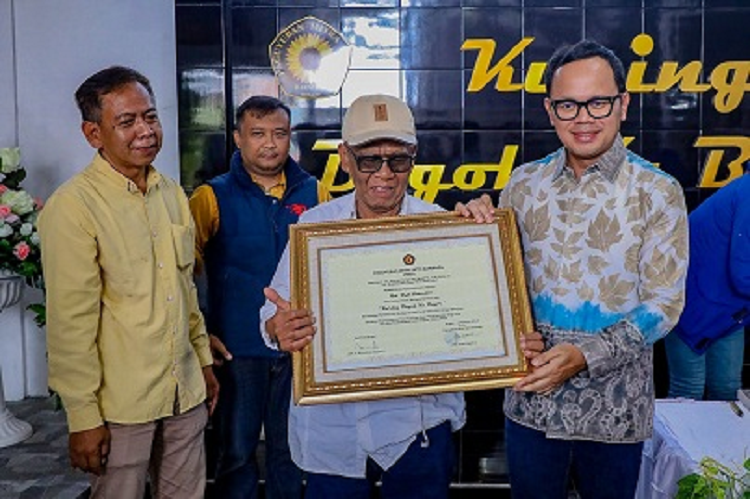 Wali Kota Bogor Bima Arya resmikan prasasti lagu 'Kuring Bogoh Ka Bogor'