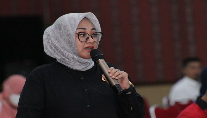 Anggota fraksi PDI Perjuangan, DPRD Kalimantan Barat, Niken Tia Tantina 