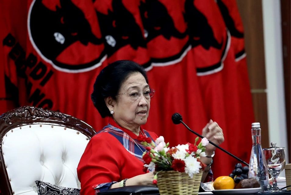Ketua Umum DPP PDI Perjuangan (PDIP) Megawati Soekarnoputri menilai bahwa perjuangan itu berada dari orang-orang desa