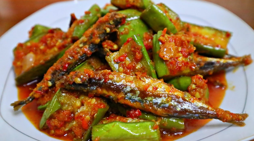 Mari kita memasak bersama dan mencoba resep sambal terong tahu ikan asin⁣ yang enak untuk para pecinta pedas di rumah masing-masing.