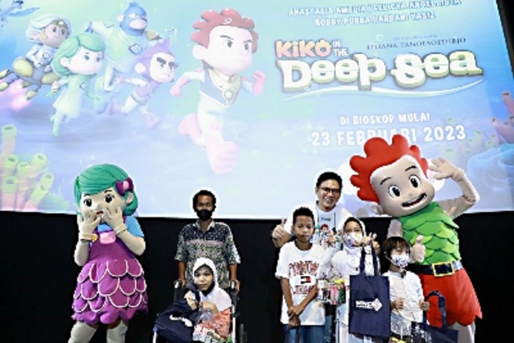 Lalajo film animasi “Kiko in the Deep Sea” bareng jeung barudak disabilitas katut yatim, di Bioskop Metropole XXI, Jakarta, minggu kamari.*