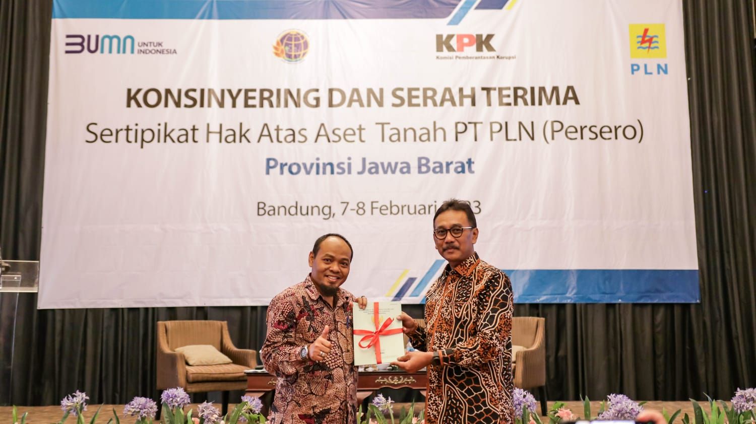 Sebanyak 9 sertifikat dengan total luasan lebih dari 27 Hektar berhasil diterima dari Kantor Wilayah Badan Pertanahan Nasional (Kanwil BPN) Jawa Barat dan Kanwil BPN Jawa Tengah. 