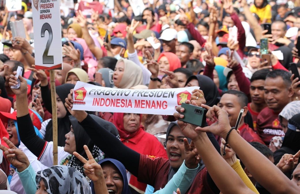 DPD Partai Gerindra Riau menggelar acara jalan sehat dan pesta rakyat dalam rangka memperingati HUT ke-15 Partai Gerindra di Kota Pekanbaru, Riau, Minggu (26/2/2023). Foto: Gerindra
