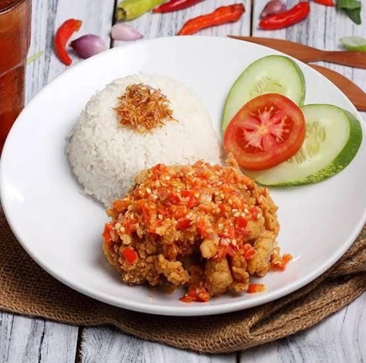 Resep ayam geprek pedas dan enak