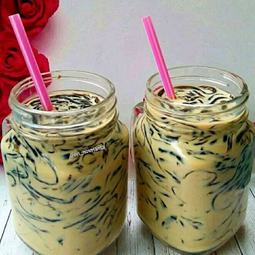 resep es capuccino cincau gula aren untuk buka puasa Ramadhan 2023
