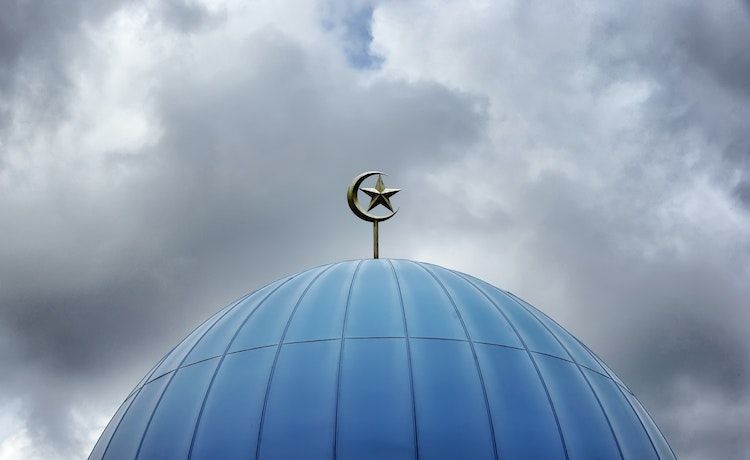 Peluang usaha dan ide bisnis puasa Ramadhan menjelang Idul Fitri. 