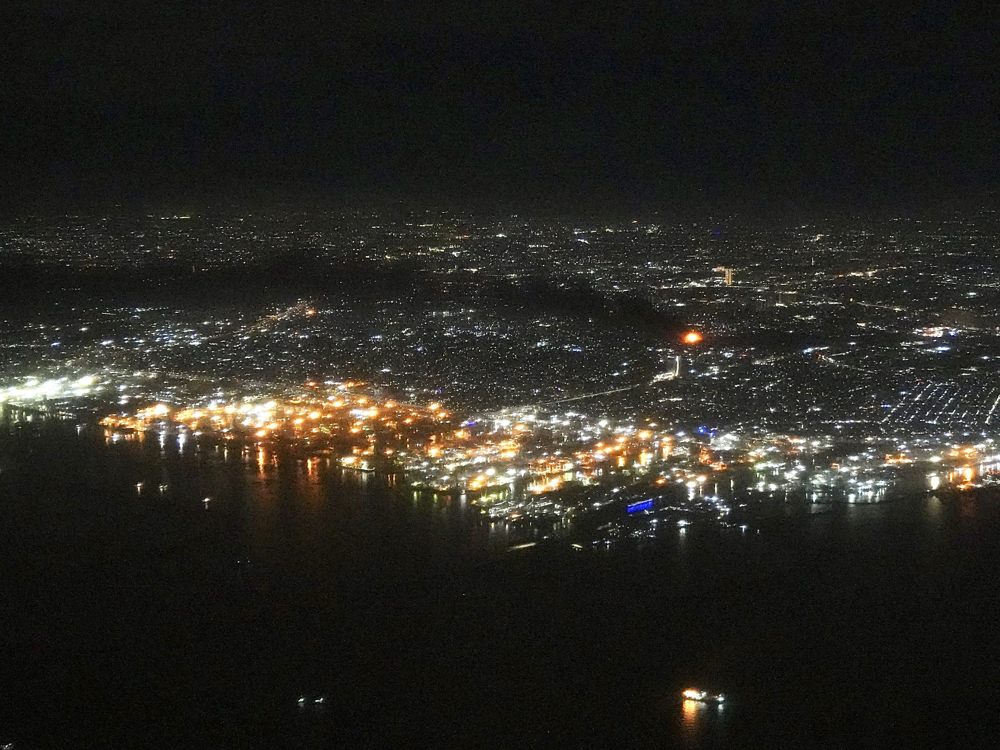 Foto udara kebakaran Depo Pertamina Plumpang di Jakarta, Jumat (3/3/2023).