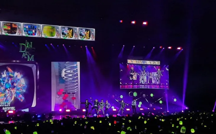 Grup idola K-pop NCT Dream dalam gelaran konser "NCT DREAM TOUR 'THE DREAM SHOW2 : In A DREAM' in JAKARTA" hari pertama di ICE BSD, Tangerang, Sabtu (4/3/2023) malam. (ANTARA/Lia Wanadriani Santosa)