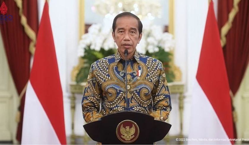 Presiden Joko Widodo segera mengumumkan tambahan penghasilan untuk para guru