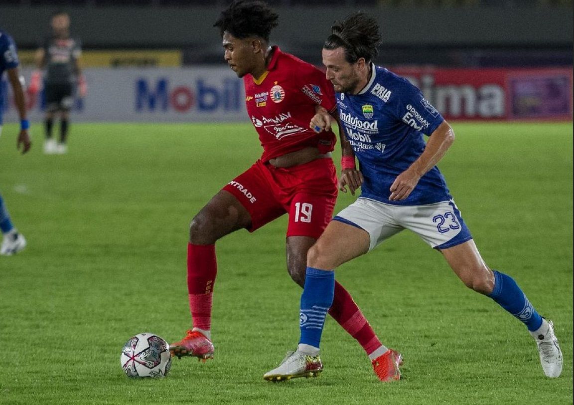 Laga tunda Persija vs Persib akan digelar pada 31 Maret 2023 mendatang.