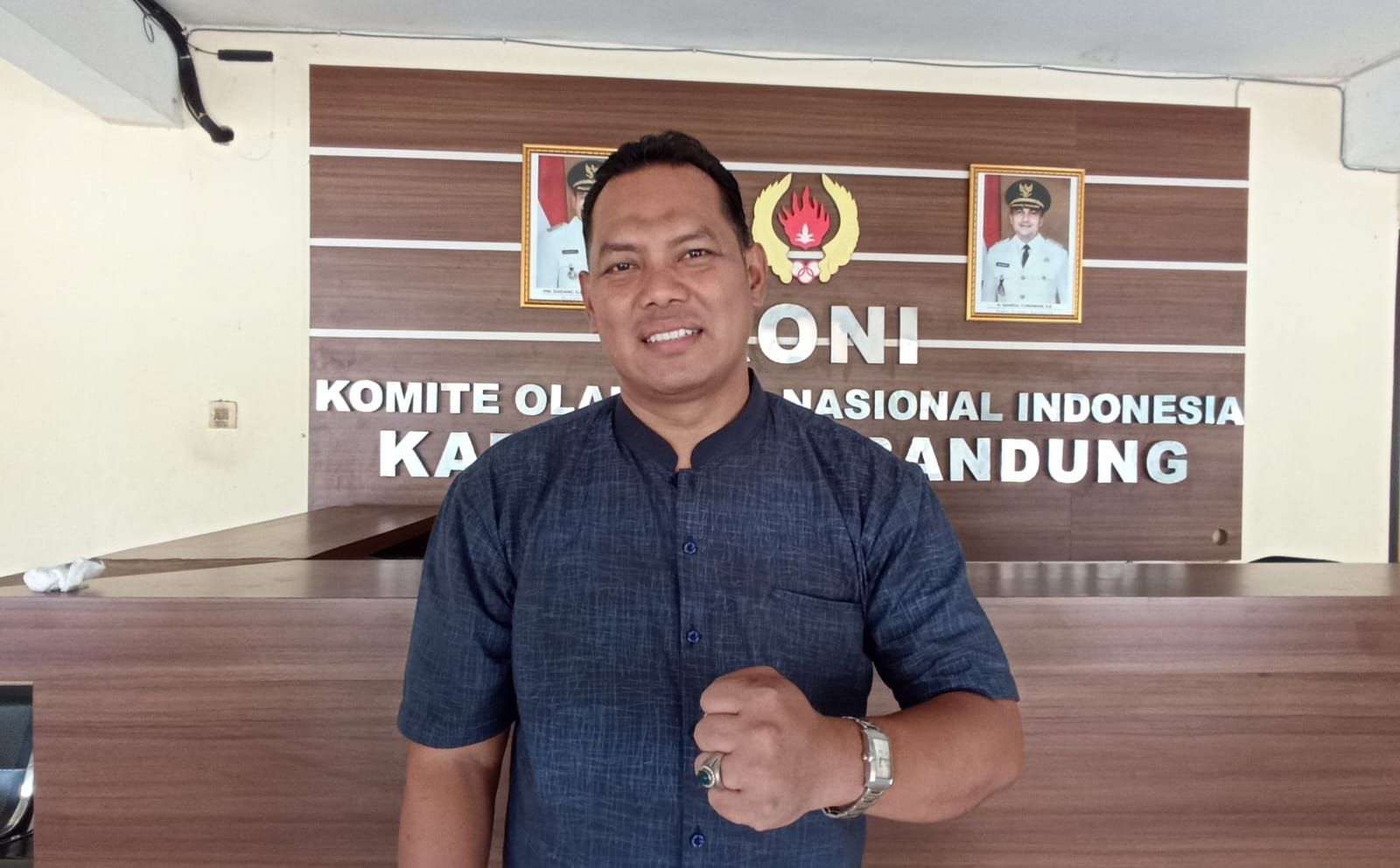 Yana Suryana Ketua KONI Kabupaten Bandung, saat menjelaskan terkait besaran DOP Cabor.