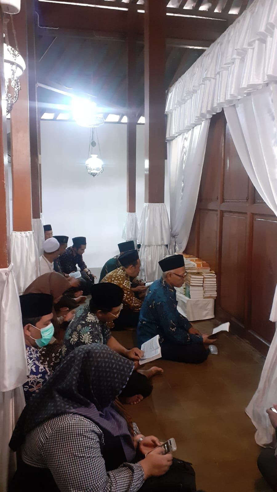 Semarakkan Dies Natalis, UIN Walisongo Ziarah ke 53 Wali