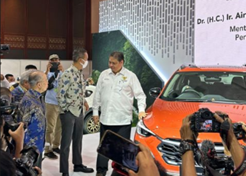 Menko Perekonomian, Airlangga Hartanto Resmi membuka GAIKINDO Jakarta Auto Week (GJAW) 2023