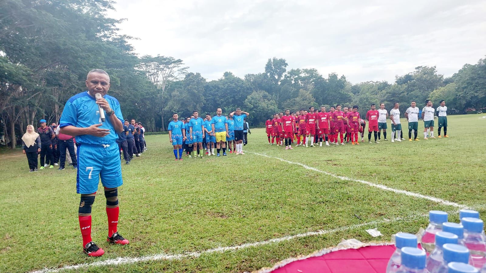 Kantor Wilayah Kementerian Hukum dan HAM (Kanwil Kemenkumham) Provinsi Sulawesi Tenggara (Sultra), memperingati Hari Bakti Pemasyarakatan ke-59 lewat perhelatan pekan olahraga dan ekshibisi sepak bola, Sabtu, 11 Maret 2023.