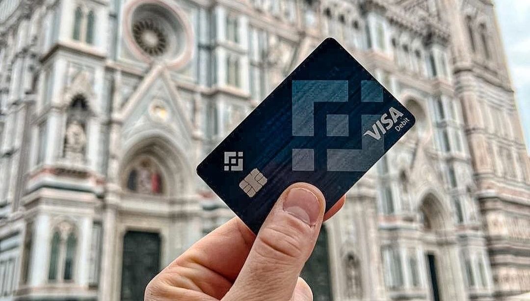 Kartu Uang Digital Binance