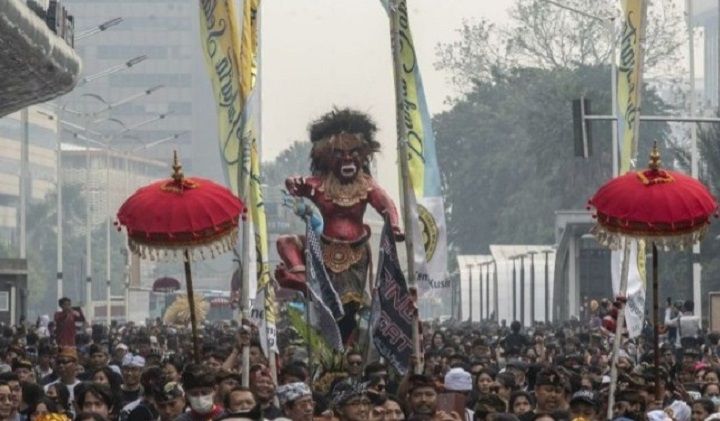  Iluatrasi pawau ogoh-ogoh untuk menyambut Hari Raya Nyepi 1945 (2023) /ANTARA FOTO/Muhammad