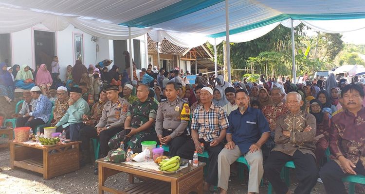 Polisi hadiri peresmian Rumah Tahfidz Qur’an di Garut, Minggu 12 Maret 2023.