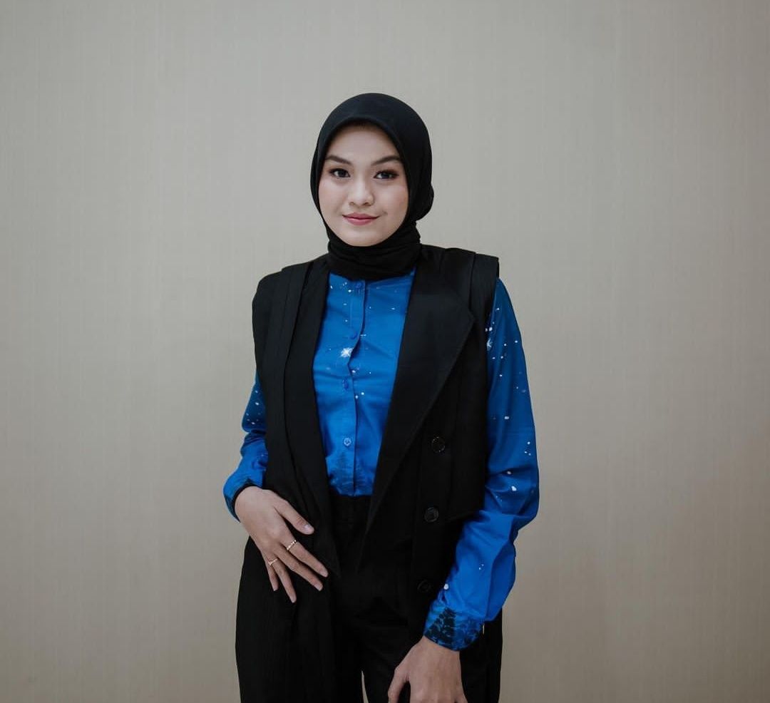 Salma Salsabil akan membawakan lagu C.I.N.T.A dari grup band Bagindas pada Indonesian Idol 2023 Spektakuler Show 8, Senin, 27 Maret 2023.*