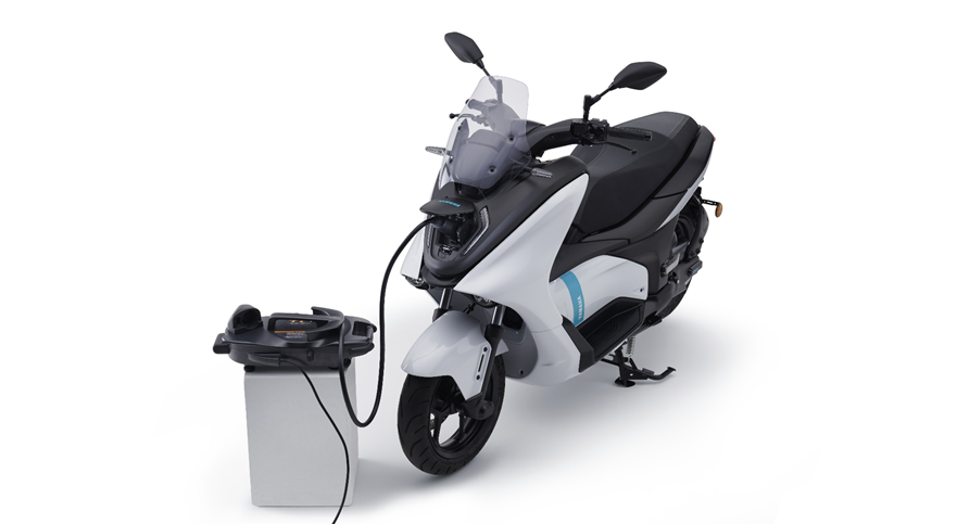 Sepeda motor listrik Yamaha E01. Simak dan cek lokasi bengkel konversi motor listrik yang telah tersertifikasi untuk mendapat subsidi Rp7 juta.