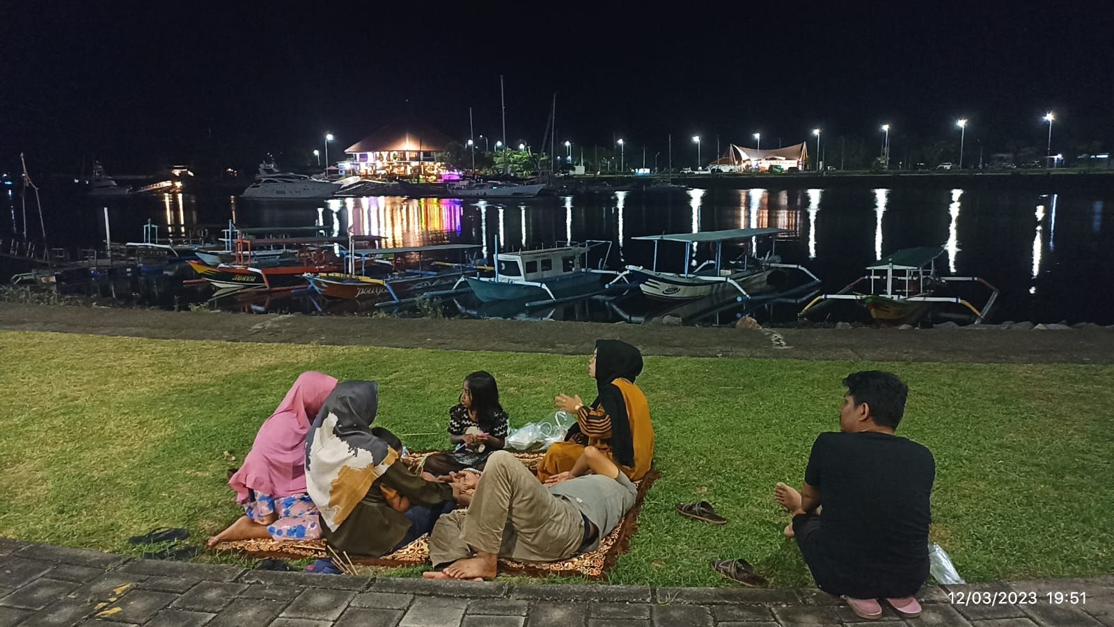 Barikut beberapa rekomendasi tempat wisata di sekitar Banyuwangi yang cocok saat bersama keluarga tercinta. 