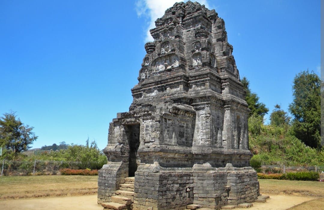 Candi Bima Dieng, merekam jejak kebudayaan India di tempat para dewa