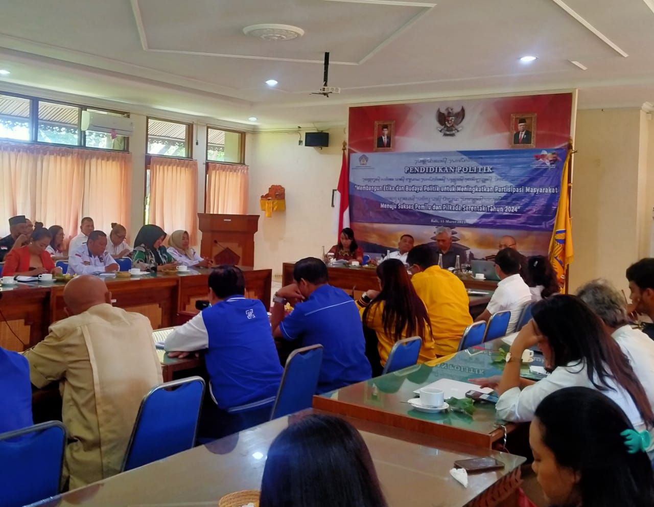 Kegiatan pendidikan politik digelar Kesbangpol Provinsi Bali, dihadiri 18 perwakilan partai politik peserta Pemilu 2024, di Denpasar, Rabu 15 Maret 2023.