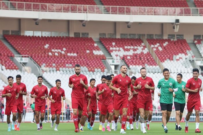 Pelatih Shin Tae-yong telah resmi memanggil 28 pemain Timnas Indonesia untuk menghadapi Burundi, di FIFA Matchday edisi Maret 2023. Berikut daftar lengkap pemainnya beserta nama, posisi, dan klub yang dibelanya. /Instagram/@pssi