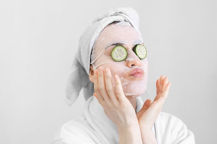 Ini 5 masker wajah antidehidrasi saat puasa Ramadhan.