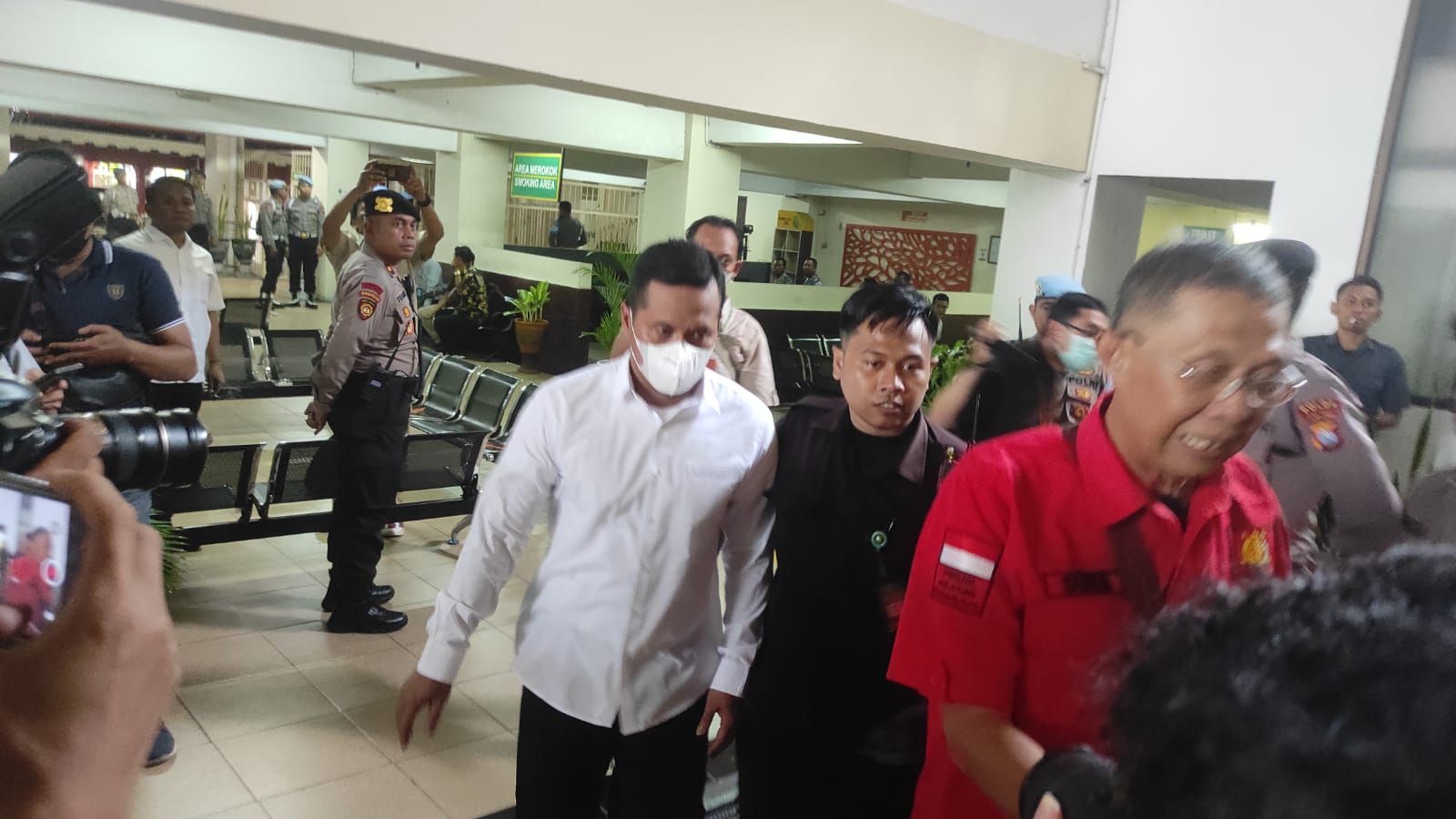 Terdakwa Tragedi Kanjuruhan, Mantan Kabag Ops Polres Malang Kompol Wahyu Setyo Pranoto Divonis Bebas