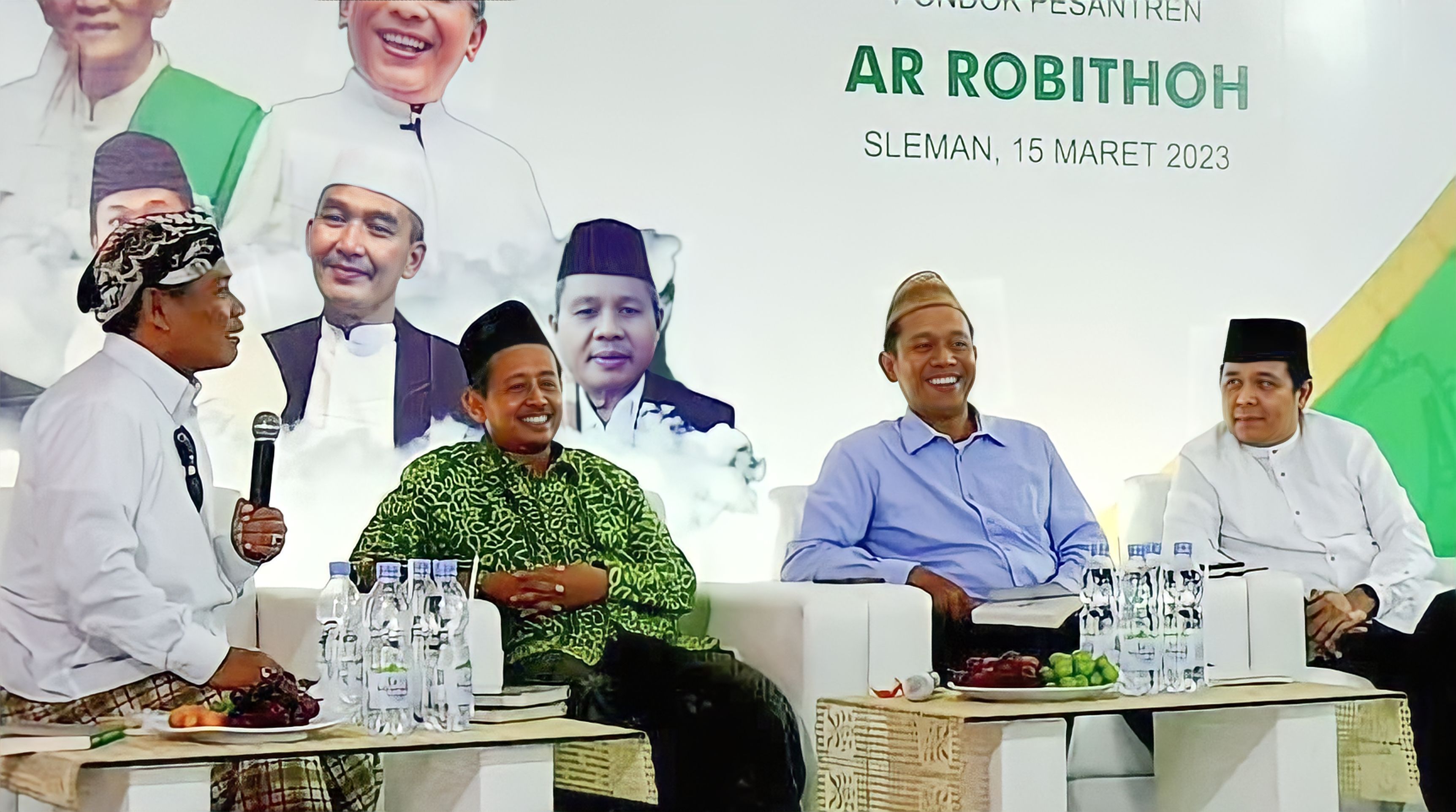Bedah buku berjudul Syekh Kasan Tafsir Krapyak Yogyakarta dan Pemikiran Tauhidnya dalam Kitab Bayan Al Alif yang ditulis Dr Ali Muhdi MSi.
