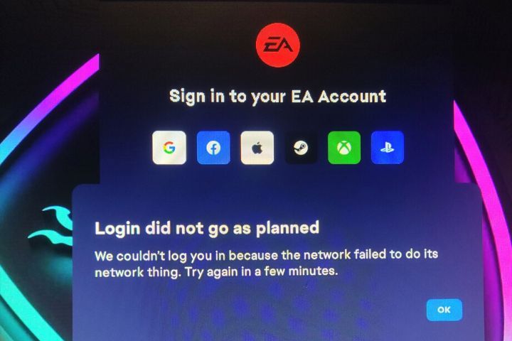 sejumlah pemain kecewa dengan pembaruan yang dilakukan EA Games karena hal tersebut sejumlah game seperti The Sims 4, Mass Effect, Madden, Warfare 2, hingga FIFA 23 tidak dapat diakses