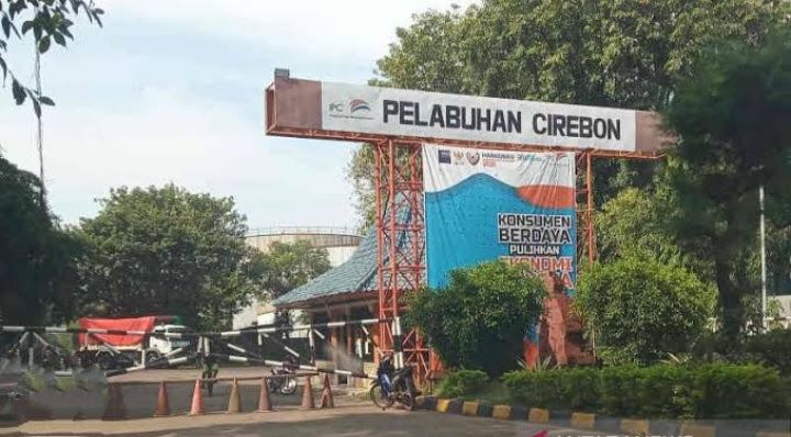  Ilustrasi pelabuhan Cirebon. Di wilayah ini masyarakatnya mayoritas dalam sehari-hari kehidupannya tidak menggunakan bahasa Sunda/ Antara