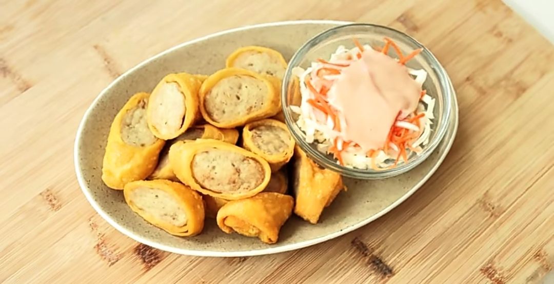 Inilah resep atau cara membuat Egg Chicken Roll yang bisa jadi santapan sahur Anda di bulan Ramadhan 2023.