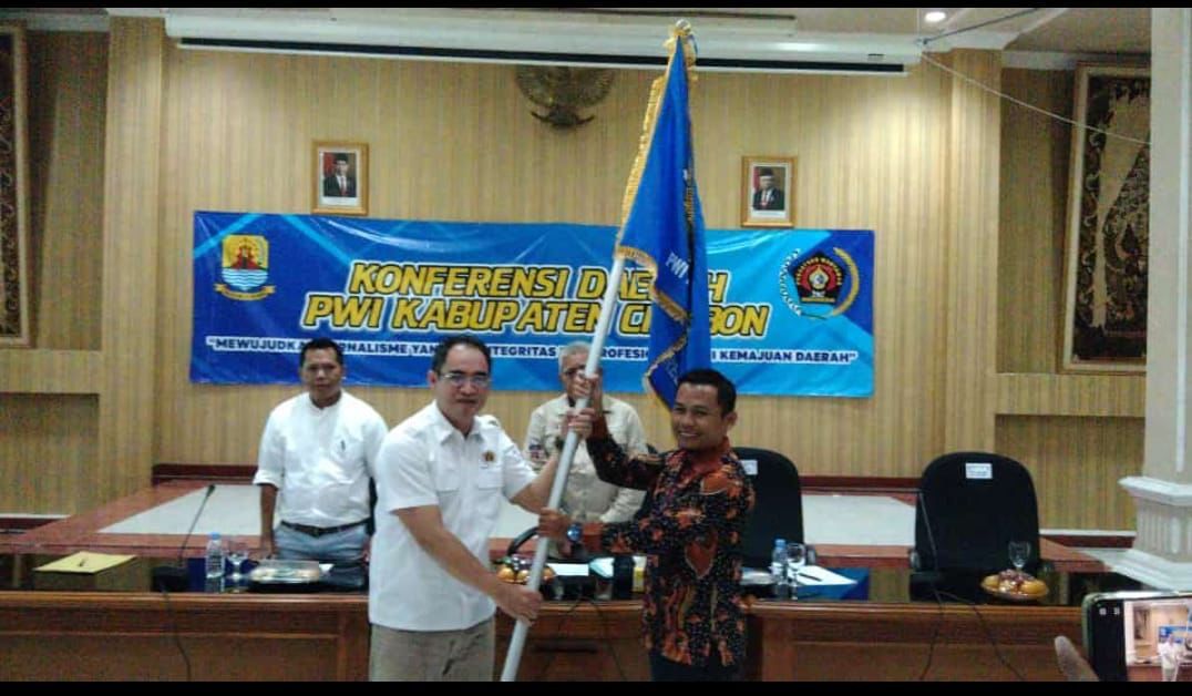 Mamat Rahmat terpilih sebagai ketua PWI Kabupaten Cirebon secara aklamasi.