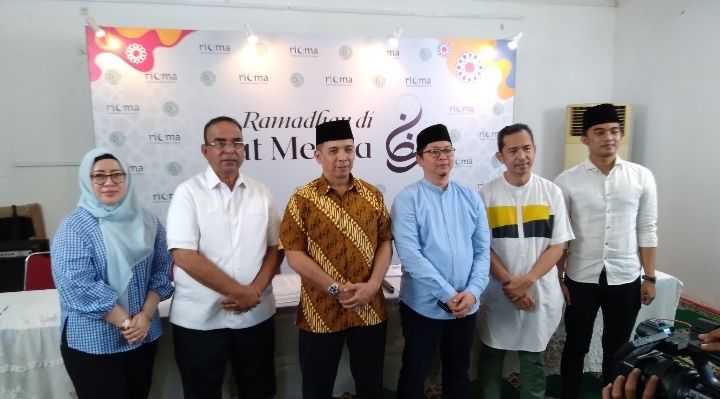 Ketua Panitia Ramadhan Masjid Cut Meutia H. Winyono Iman Santoso, mengatakan, untuk tahun ini Masjid Cut Meutia mengusung tema "Dari Masjid Membangun Bangsa dengan Cinta".