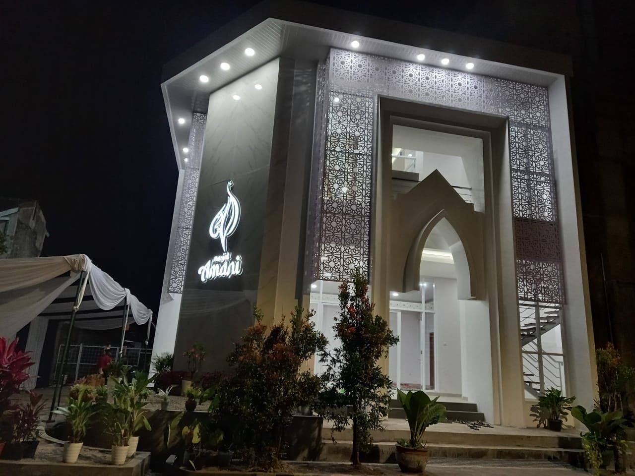 Walikota Bandung Hadiri Tasyakur Binikmah di Masjid Amani Margahayu Raya Kota Bandung Jumat, 17 Maret 2023