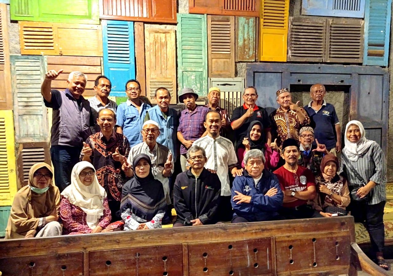Mantan anggota Pramuka Gugus Depan 15 - 16 Kotagede Yogyakarta.