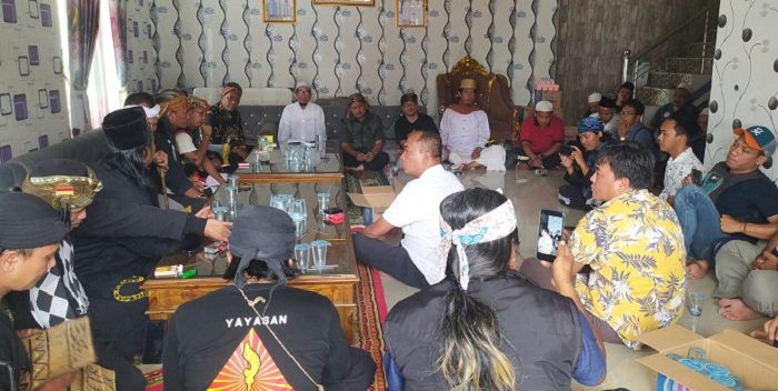 Tabayyun puluhan budayawan Tatar Galuh di Ponpes Daarul Falah Kecamatan Baregbeg Kabupaten Ciamis.*/kabar-priangan.com/Agus Pardianto