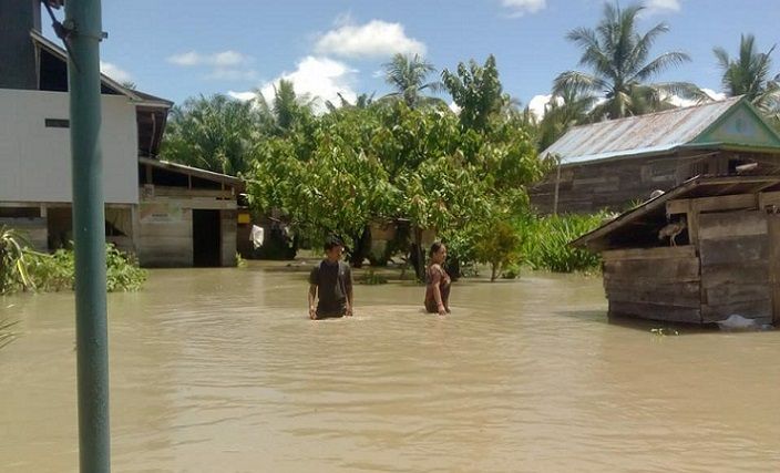 Kondisi pemukiman warga terdampak banjir di Kabupaten Luwu Utara, Sulawesi Selatan, Rabu 15 Maret 2023. 