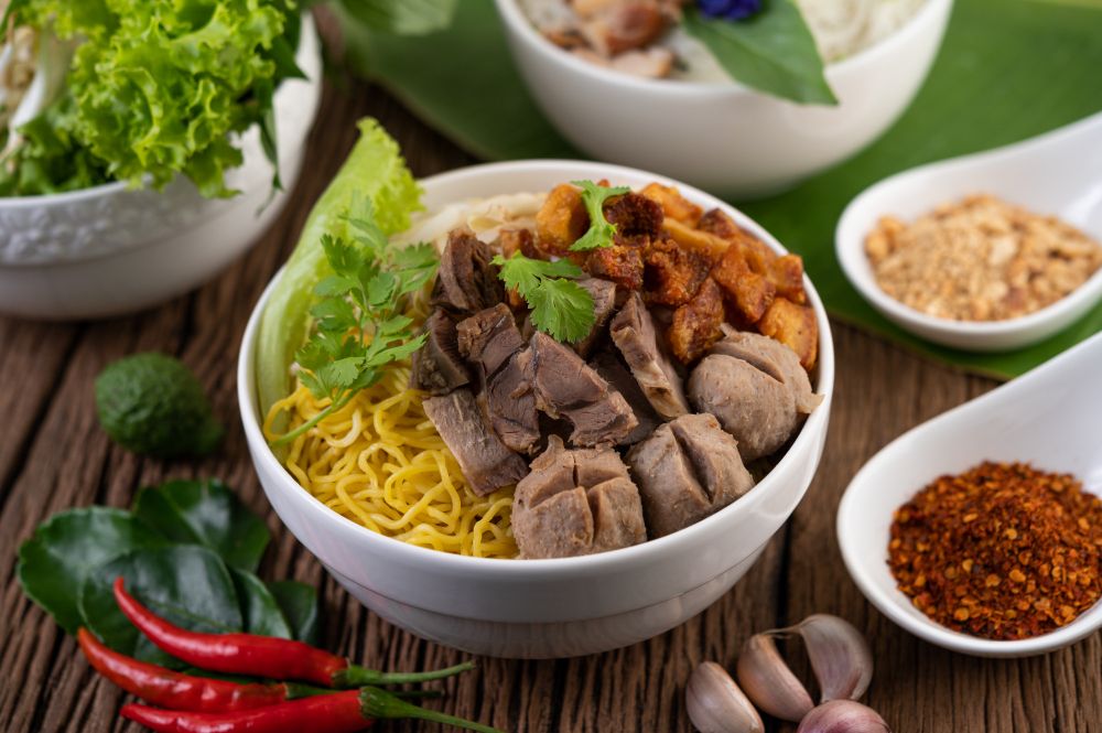 Kulineran Asik di Cihapit Bandung: 4 Warung Legend dengan Menu Bercita Rasa Lokal, Nomer 3 Laris Banget!