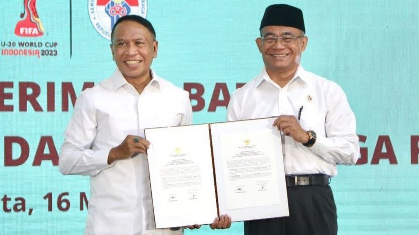Plt. Menpora RI Muhadjir Effendy bersama Zainudin Amali