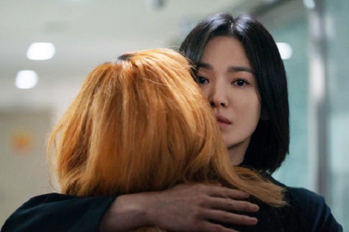 Jung Mi Hee, ibu Moon Dong Eun, di The Glory 2 sukses curi perhatian.