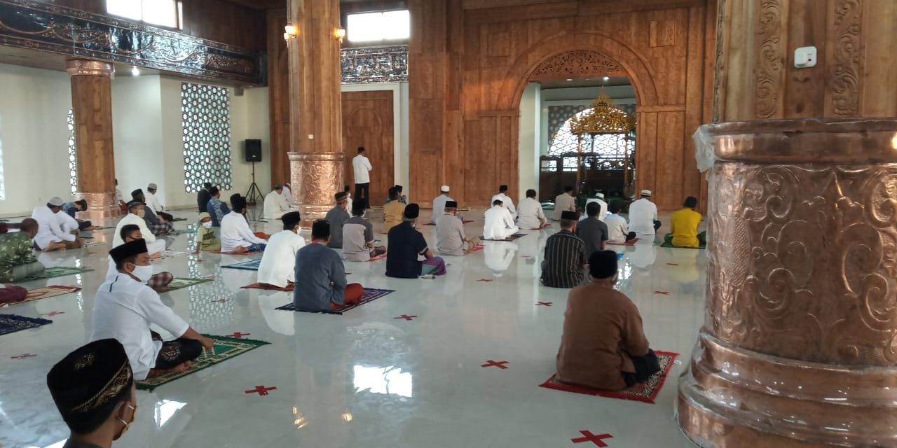 Masjid Agung Blora. Jadwal imsak dan buka puasa Ramadhan 2023/1444 H di wilayah Kabupaten Blora, Jawa Tengah.